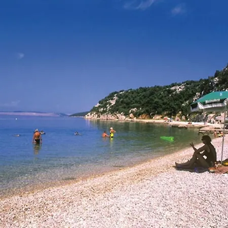 Quiet With Soothing Villa Dramalj