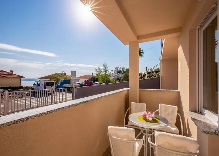 Quiet With Soothing Villa *